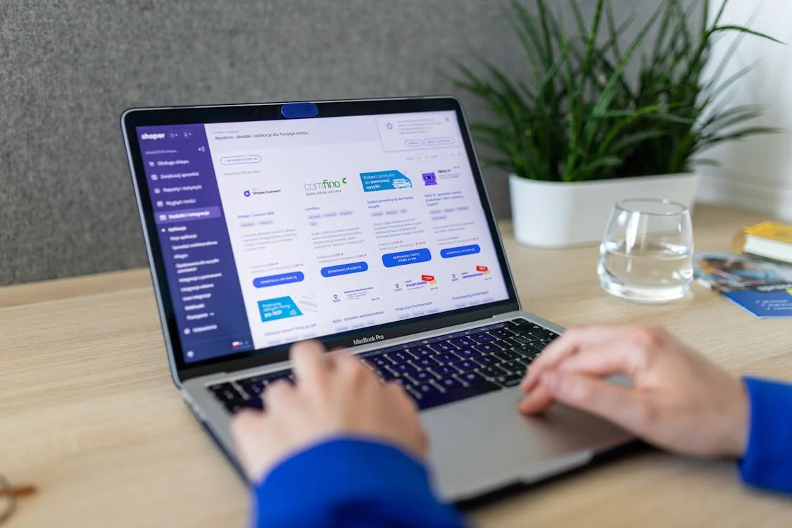 How to Write Ecommerce Emails